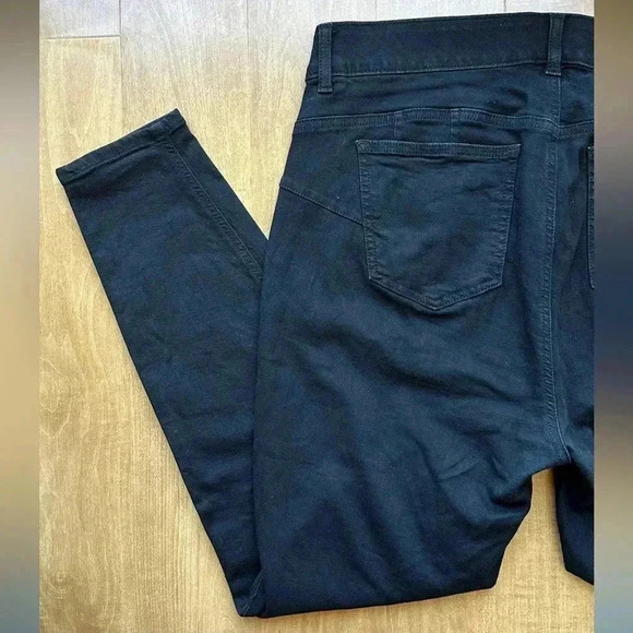 Torrid Bombshell Skinny Premium Stretch High-Rise Jean, Black, Size 18R - Picture 8 of 16